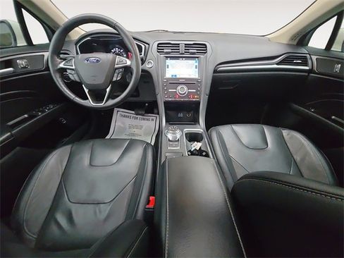 Used 2019 Ford Fusion Energi Titanium image 10
