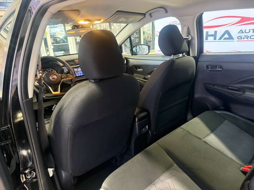 Used 2025 Nissan Versa SV FWD image 29