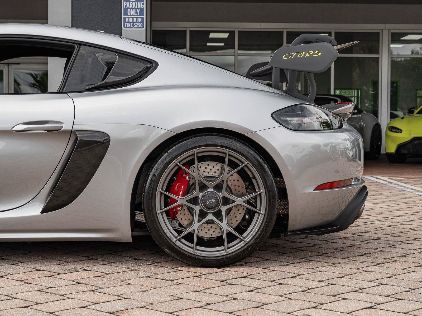 Used 2024 Porsche 718 Cayman GT4 RS RWD image 46