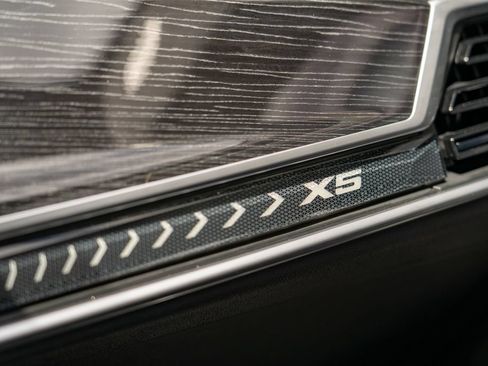 Used 2024 BMW X5 xDrive40i w/ M Sport Package AWD/4WD image 26
