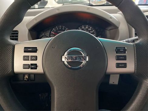 Used 2014 Nissan Xterra X image 21