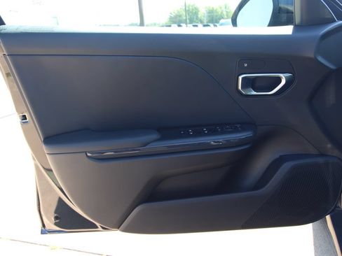 New 2026 Kia K4 EX FWD image 35