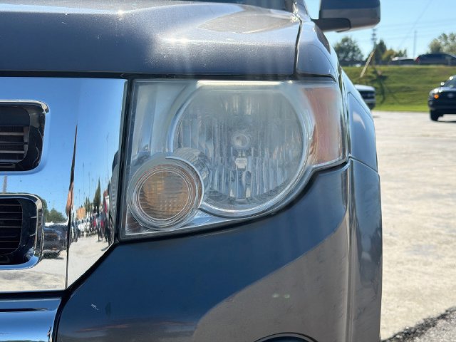 Used 2012 Ford Escape Limited FWD image 9