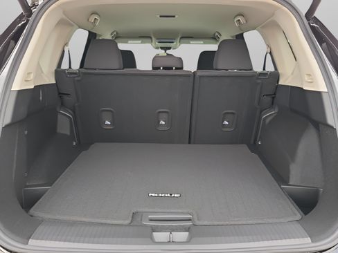 New 2026 Nissan Rogue SV image 32