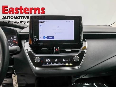 Used 2023 Toyota Corolla LE image 12