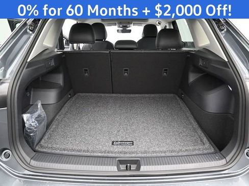 New 2026 Volkswagen Tiguan SE image 12