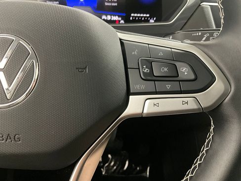 Used 2024 Volkswagen Tiguan S FWD image 18