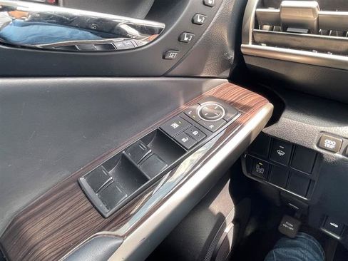 Used 2014 Lexus IS 250 AWD w/ Luxury Package w/Gray Wood image 98