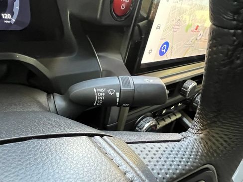 Used 2026 Toyota Tacoma TRD Off-Road AWD/4WD image 16