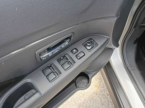 Used 2022 Mitsubishi Outlander Sport ES FWD image 10