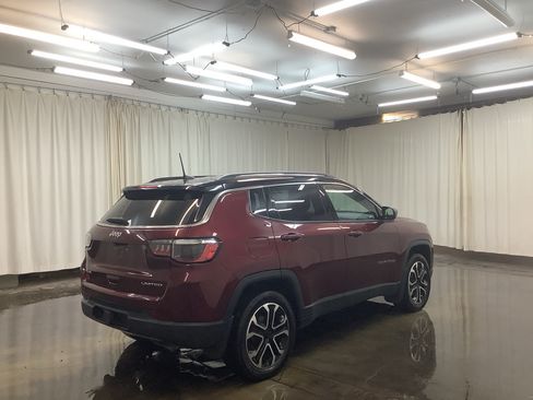 Used 2022 Jeep Compass Limited AWD/4WD image 5