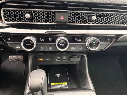 Used 2024 Honda Civic Touring image 25