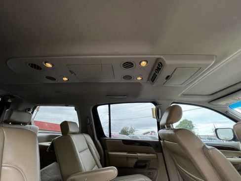 Used 2011 Nissan Armada Platinum image 16