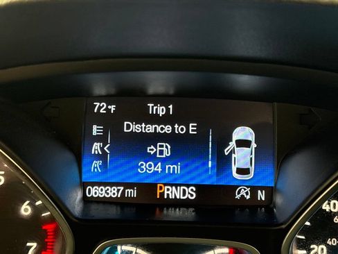 Used 2017 Ford Escape SE AWD/4WD image 17