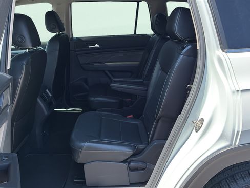 Used 2022 Volkswagen Atlas SE FWD image 15