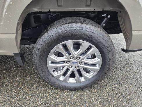 New 2025 Ford F150 Lariat w/ Equipment Group 501A Mid image 9