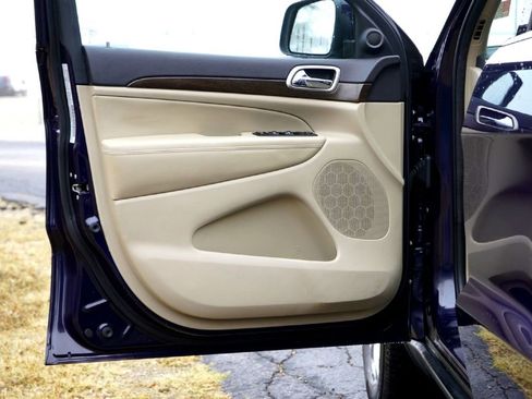 Used 2015 Jeep Grand Cherokee Laredo w/ Quick Order Package 23E image 27