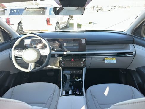 New 2026 Hyundai Tucson SEL image 11