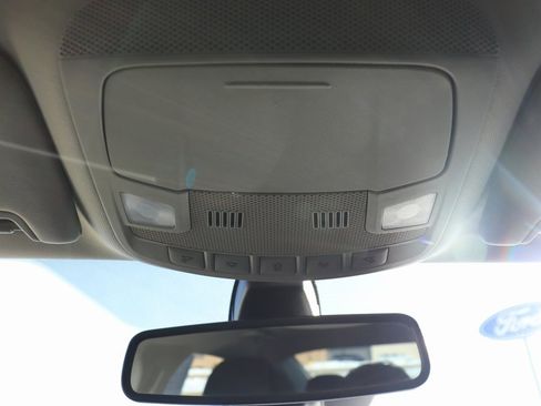 Used 2019 Ford Fusion SE image 20