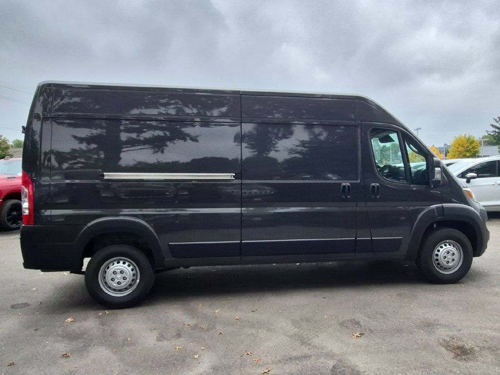 New 2027 RAM ProMaster 2500 w/ Convenience Group FWD image 8