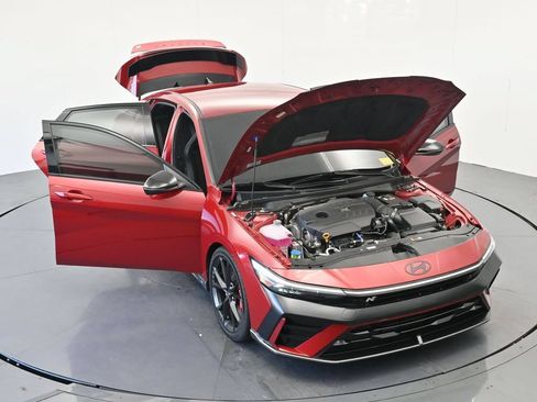 Used 2025 Hyundai Elantra N FWD image 38