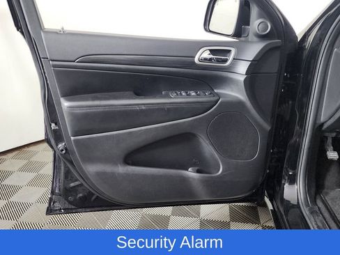 Used 2022 Jeep Grand Cherokee Laredo X image 13