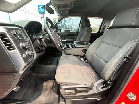 Used 2019 Chevrolet Silverado 2500 LT AWD/4WD image 4