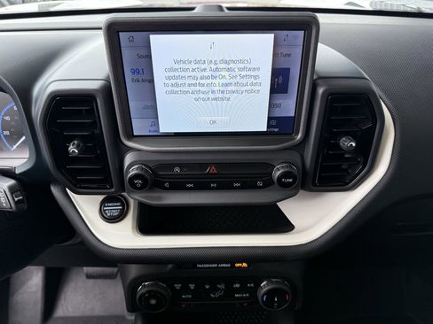 Used 2024 Ford Bronco Sport Heritage w/ Heritage Convenience Package image 17