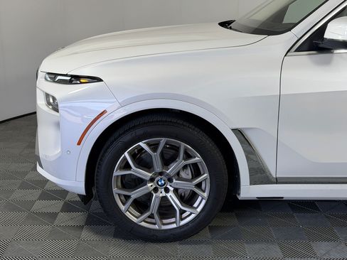 Used 2026 BMW X7 xDrive40i w/ Premium Package AWD/4WD image 12