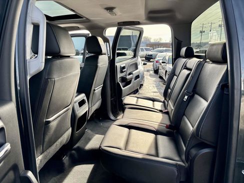 Used 2019 GMC Sierra 2500 SLT w/ Duramax Plus Package image 19