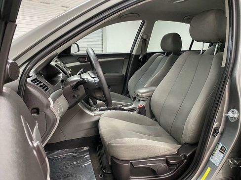 Used 2009 Hyundai Sonata GLS image 10