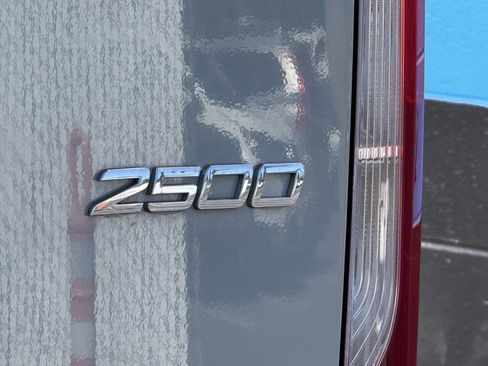 Used 2021 Mercedes-Benz Sprinter 2500 image 23