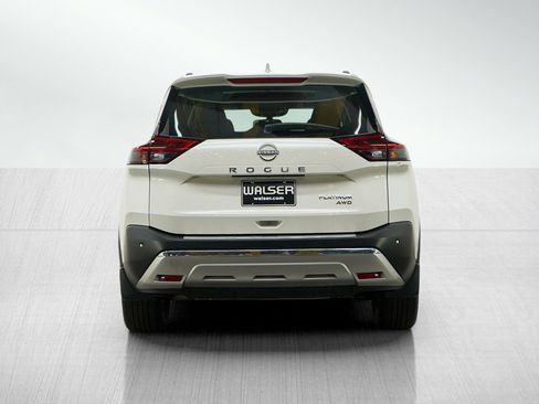 Used 2023 Nissan Rogue Platinum AWD/4WD image 4