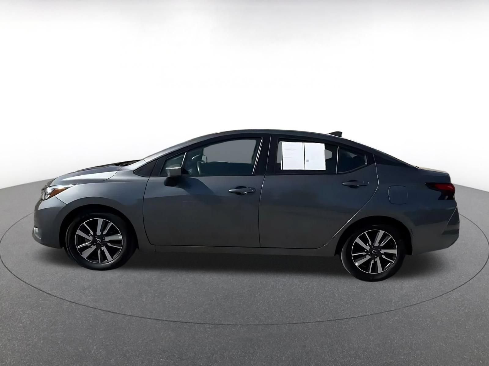 Used 2025 Nissan Versa SV FWD image 8