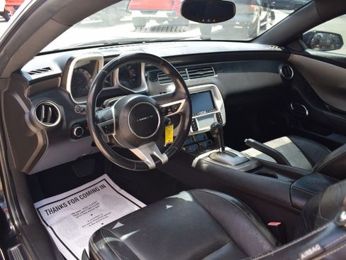 Used 2010 Chevrolet Camaro SS w/ RS Package RWD image 9