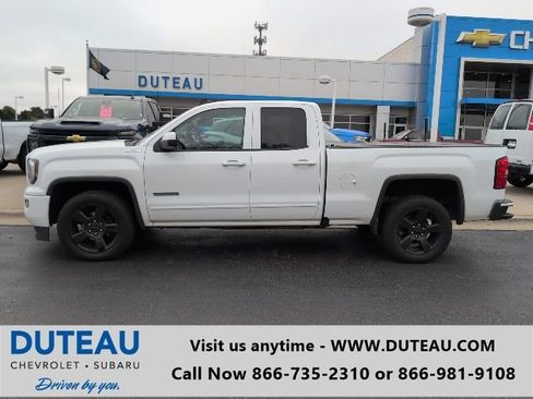 Used 2018 GMC Sierra 1500 SLE w/ SLE Value Package image 1