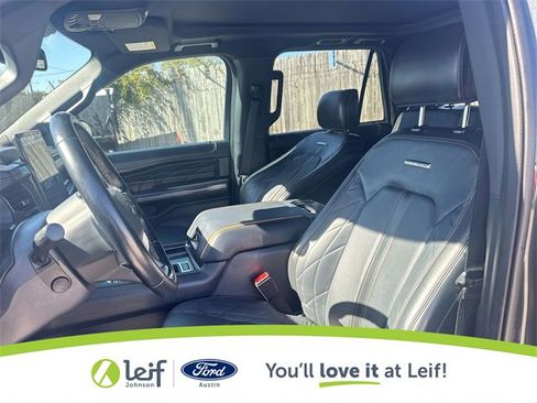 Certified 2023 Ford Expedition Platinum image 17