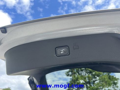 Certified 2024 Ford Edge Titanium AWD/4WD image 24