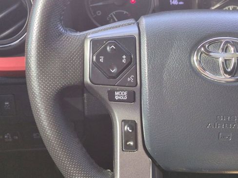 Certified 2020 Toyota Tacoma TRD Off-Road image 26