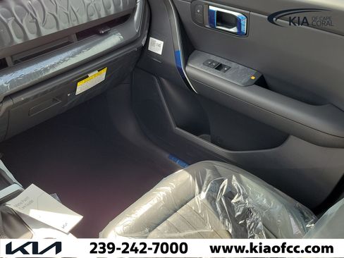 New 2027 Kia Seltos X-Line SX AWD/4WD image 18