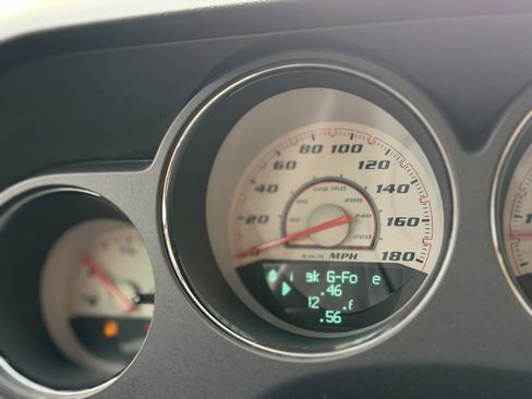 Used 2013 Dodge Challenger SRT8 w/ Harman Kardon Audio Group image 34