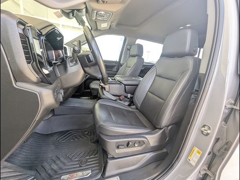 Used 2024 Chevrolet Silverado 1500 LT AWD/4WD image 15