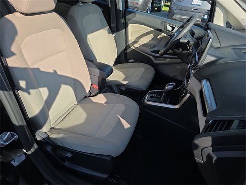 Certified 2021 Ford EcoSport SE image 35