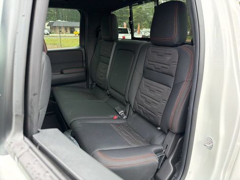 New 2026 Nissan Frontier PRO-4X w/ Pro-4x Convenience Package AWD/4WD image 17