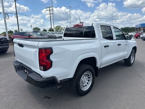 Used 2023 Chevrolet Colorado W/T RWD image 5