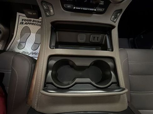 Used 2020 GMC Yukon XL Denali w/ Denali Ultimate Package image 21