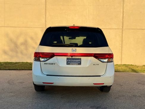 Used 2015 Honda Odyssey Touring Elite image 12