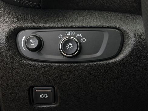 Used 2022 Chevrolet Blazer LT FWD image 20