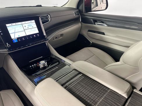 Used 2022 Jeep Wagoneer Series II w/ Premium Group I RWD image 25