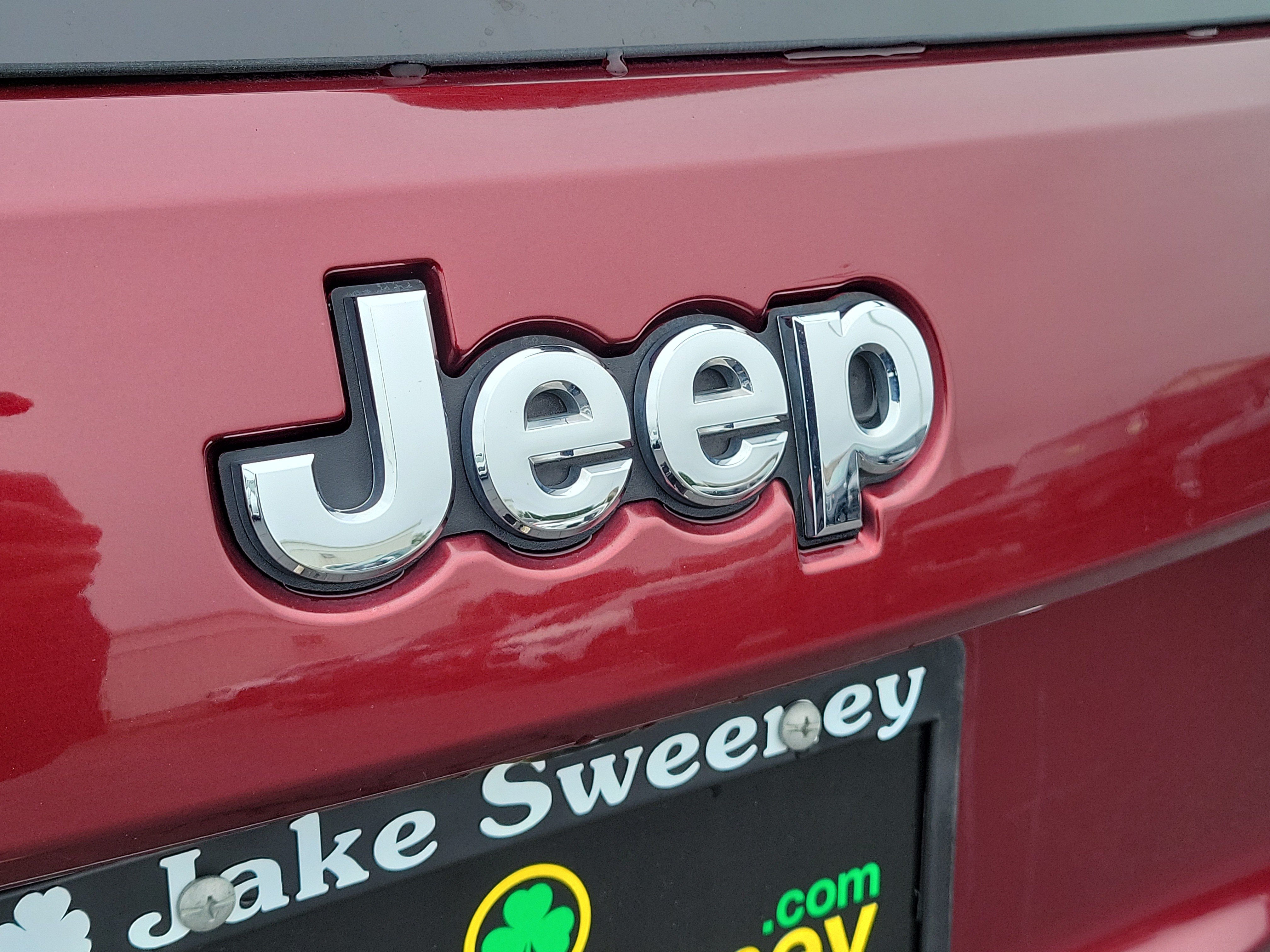 Used 2021 Jeep Grand Cherokee Limited AWD/4WD image 6